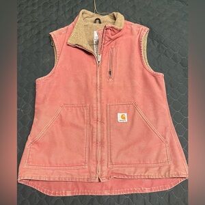 The orginal women’s carhartt vest